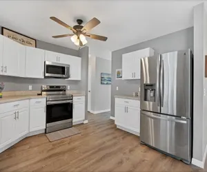 Photo 3 - Port Charlotte 2 Bedroom Private Pool Dog Friendly Home