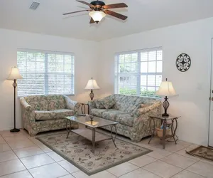 Photo 5 - Rotonda West 2 Bedroom Condo w Lanai 9 miles to Gulf Beaches
