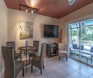 Photo 5 - Relaxing Townhome by Lemon Bay, minutes to Beach