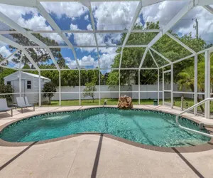 Photo 2 - Sunset Oasis Englewood 2 Bedroom Private Pool Home Fully Fenced Yard- Dog friendly