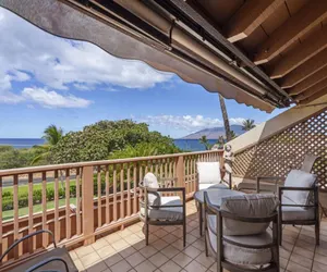 Photo 3 - MAUI KAMAOLE, #H-208**