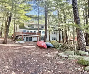 Photo 2 - LOON COVE LIMIT 16