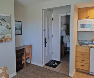 Photo 3 - 7th Mtn 414E