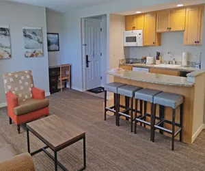 Photo 2 - 7th Mtn 414E