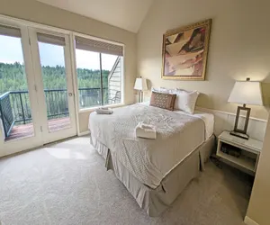 Photo 3 - Mt Bachelor Village 424