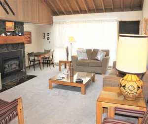 Photo 5 - Meadow House 58