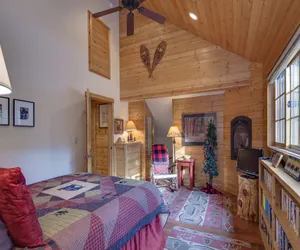 Photo 4 - Diamond Peak 2