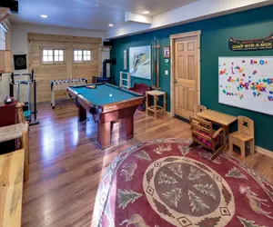 Photo 2 - Diamond Peak 2