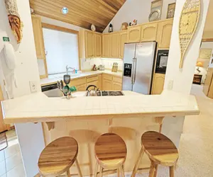 Photo 4 - Snowshoe Inn-Pyramid Mtn 7