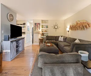 Photo 5 - Abbot House 4