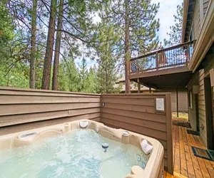 Photo 4 - Foursome 2