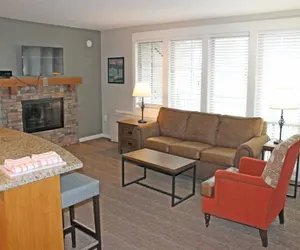 Photo 3 - 7th Mtn 1235A