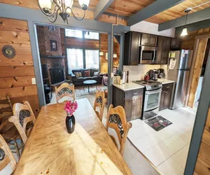 Photo 2 - Lava Top 1