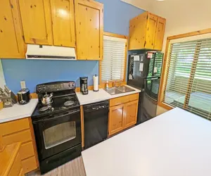 Photo 3 - Circle 4 Condo 14