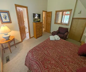 Photo 4 - Circle 4 Condo 14