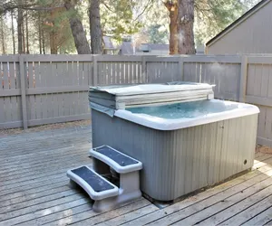 Photo 4 - Meadow House 42