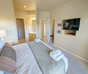 Photo 4 - Mt Bachelor Village 324