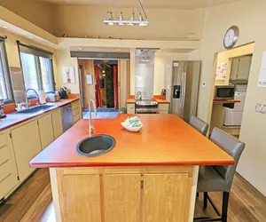 Photo 2 - Salishan 5