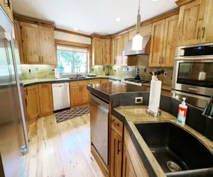 Photo 3 - Yellow Pine 32