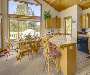 Photo 3 - White Elm 29