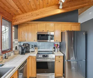 Photo 5 - 'Beech Front' Retreat with Hot Tub & Ski Slope Views