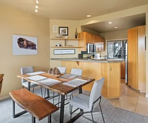 Photo 3 - River Ridge 323AB