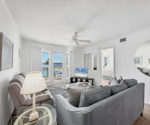 Photo 2 - Port Charlotte Private Waterfront Condo - Charlotte Harbor Water Views