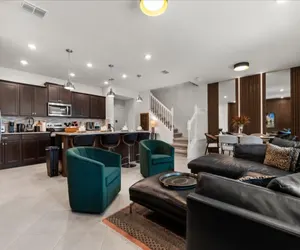 Photo 5 - Stunning Resort Beautiful 5 Bed With Private Pool