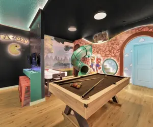 Photo 3 - 15985Cape(Exec Villas)