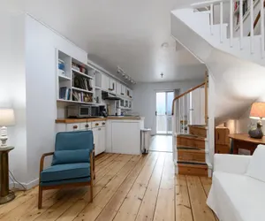 Photo 3 - 6 Village Edge