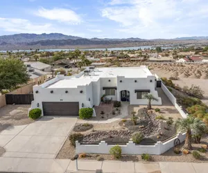 Photo 2 - The Sun Chaser, 4 bdr. Pool, Spa and Endless Views