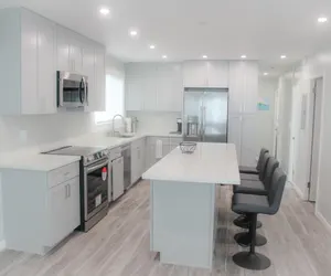 Photo 2 - Impeccably Renovated Oasis in Honolulu