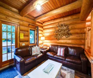 Photo 4 - 10SL - Real Log Cabin - WiFi -  SLEEPS-8