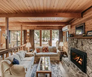 Photo 3 - 35SL - WIFI - A/C - Pets Ok - Fireplace - Sleeps 6