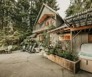 Photo 2 - 70MBR- Hot Tub - BBQ - Wi-Fi - Pets Ok - Sleeps 8