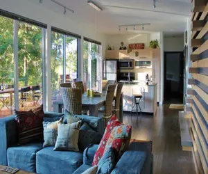 Photo 4 - 83MF - Lakeside - Hot Tub - WIFI - BBQ - Dock - Sleeps 4 NO PETS