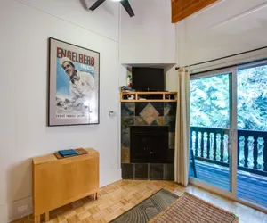 Photo 3 - 94SLL - Inexpensive - Fireplace - WiFi - Sleeps 4