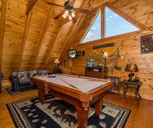 Photo 5 - Luxurious Family Mountain Cabin