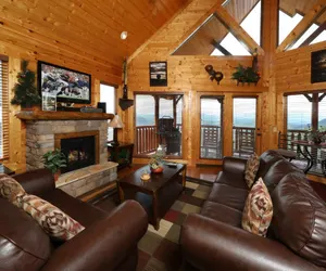 Photo 2 - Spacious Luxury Pigeon Forge Cabin