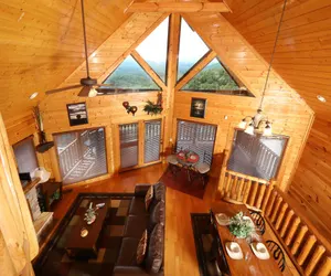 Photo 4 - Spacious Luxury Pigeon Forge Cabin