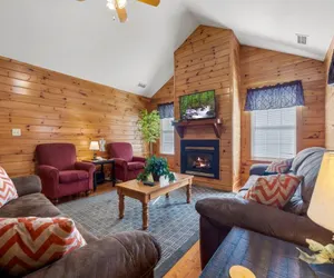 Photo 4 - Enjoy the comforts of home in this Mountain Retreat condo