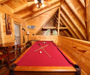 Photo 4 - Deluxe Cabin Located in the Beautiful Smoky Mountains