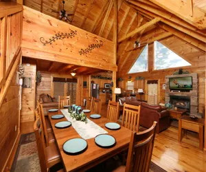 Photo 5 - Deluxe Cabin Located in the Beautiful Smoky Mountains