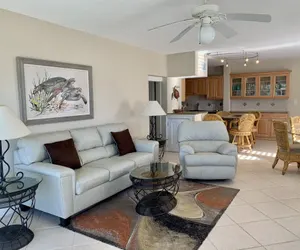 Photo 3 - Island House Beach Resor 13N