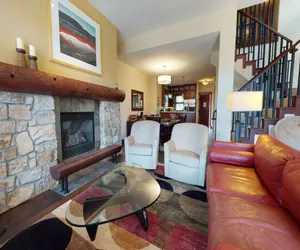 Photo 4 - Juniper Crest 1 Private and Modern, Mountain Views, Walk to Eagle Lodge