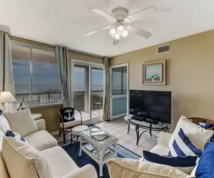 Photo 3 - Dog Friendly Oceanfront Condo