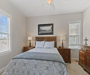 Photo 4 - 1 EZ Access