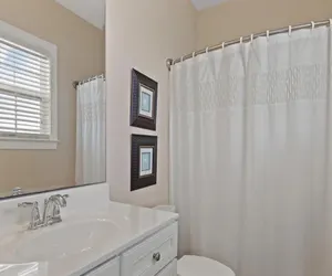 Photo 5 - 1 EZ Access