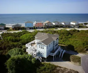 Photo 2 - Full Circle