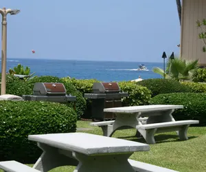 Photo 3 - Lovely Oceanfront 2nd Fl Condo w private lanai and Kona sunsets